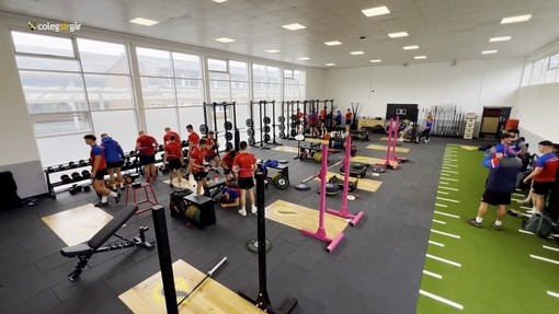 Students training in the gym.
