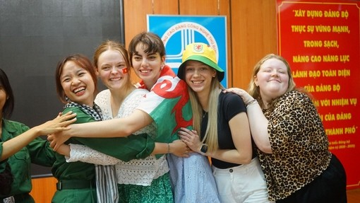 Students with Vietnamese students having fun