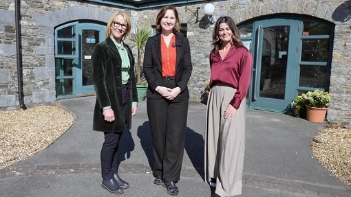 The minister with head of Green Skills Jemma Parsons and vice principal