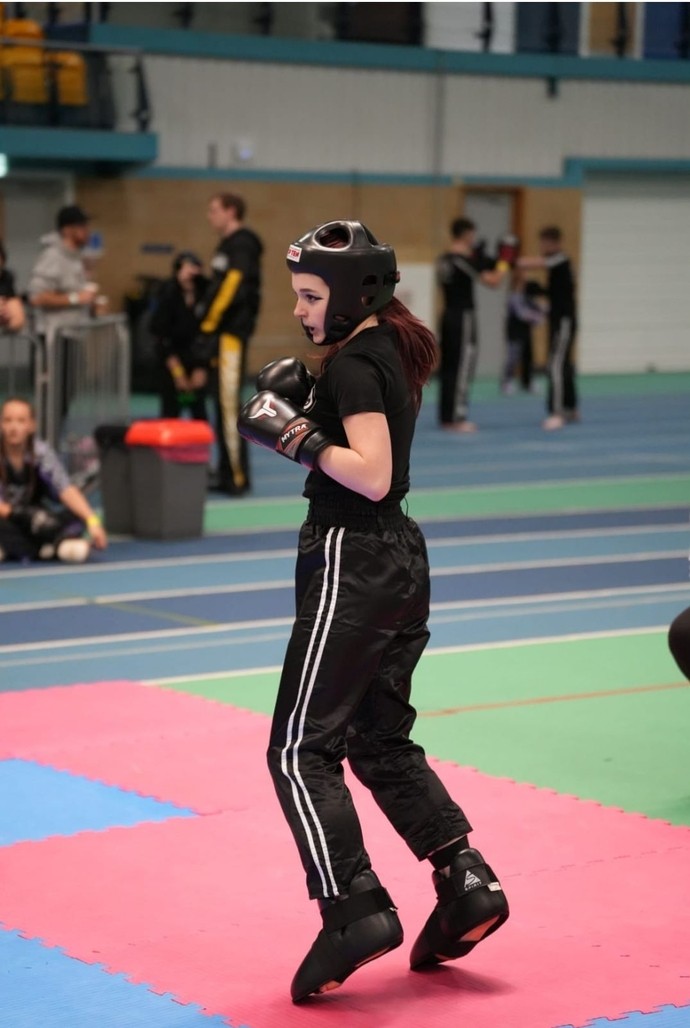 Erin all kitted up in her kickboxing gear 