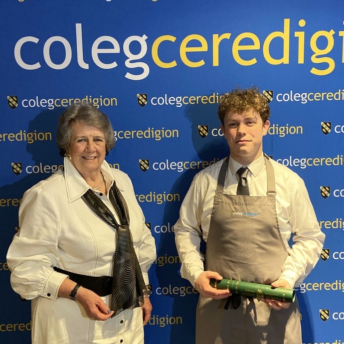 Sylvia Robert-Sargeant, a member of the Worshipful Livery Company of Wales with the student winner